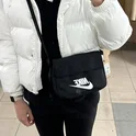 Оля