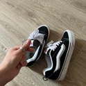 Кеди унісекс Vans Knu Skool Shoe Black VN0009QC6BT