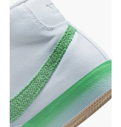 Кросівки жіночі Nike Blazer Mid 77 Shoes White FJ4547-100