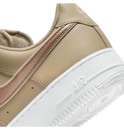 Кроссовки женские Nike Air Force 1 07 Essential Beige DD1523-200
