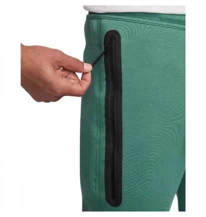 Штаны мужские Nike Tch Flc Jggr Green FB8002-361
