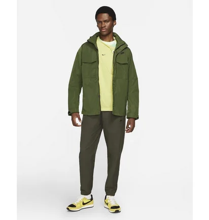 Куртка мужская Nike Sportswear Premium Essentials Green DC6770-326