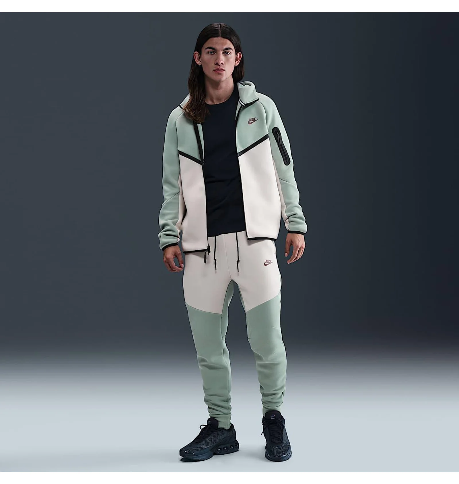 ᐉ Штаны мужские Nike Tech Fleece Jggr Olive/White HV0959-020