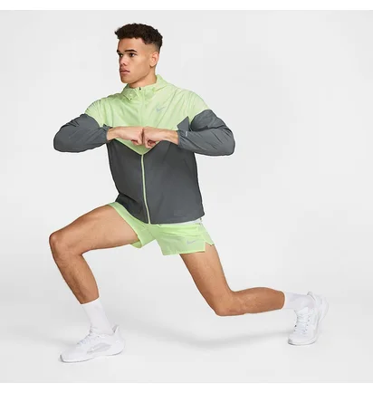 Ветровка мужская Nike Impossibly Light Windrunner Running Jacket Green/Grey HV6521-701
