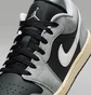 Кросівки чоловічі Air Jordan 1 Low Se Grey/Black HQ2010-012