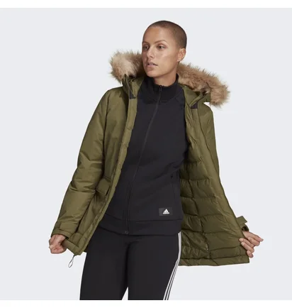 Парка женская Adidas Utilitas Hooded Parka Olive GT1692
