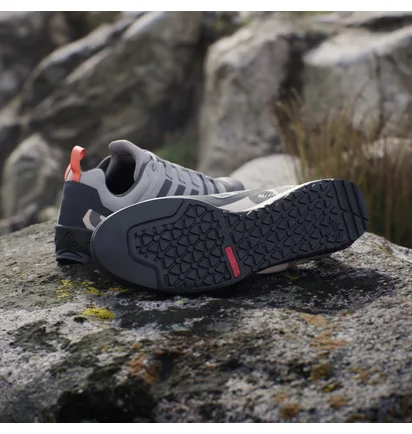 Кросівки унісекс Adidas Terrex Swift Solo 2.0 Hiking Grey ID3449