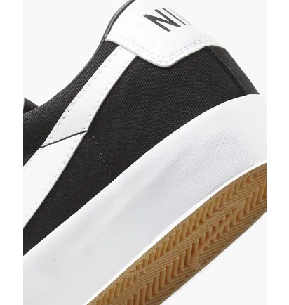 Кроссовки унисекс Nike Sb Zoom Blazer Low Pro Gt Black DC7695-002