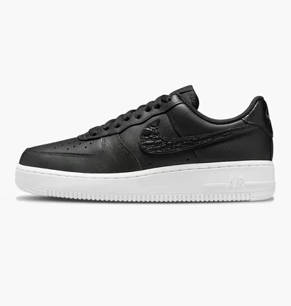Кроссовки женские Nike Air Force 1 07 Se Black IO4837-001