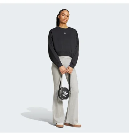 Свитшот женский Adidas Essentials Crew Fleece Sweatshirt Black IW0953