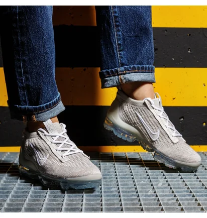 Кросівки жіночі Nike W Air Vapormax 2021 Fk Beige DH4088-001