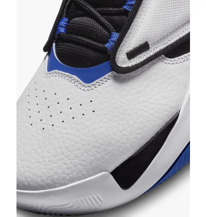 Кроссовки мужские Air Jordan Max Aura 4 White Dn3687-104