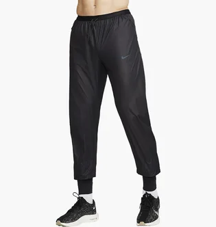 Штаны мужские Nike Running Division Phenom Storm-Fit Running Pants Black FB8542-010
