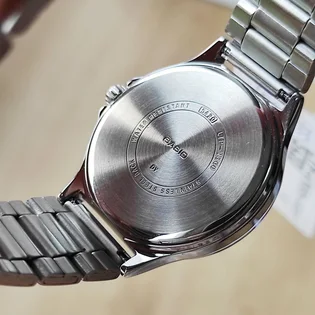 Годинник жіночий Casio Standard Analogue LTP-V300D-4A