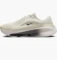 Кросівки жіночі Nike Versair Beige DZ3547-105