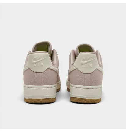 Кроссовки женские Nike Air Force 1 07 Next Nature Casual Shoes Pink FN6326-001