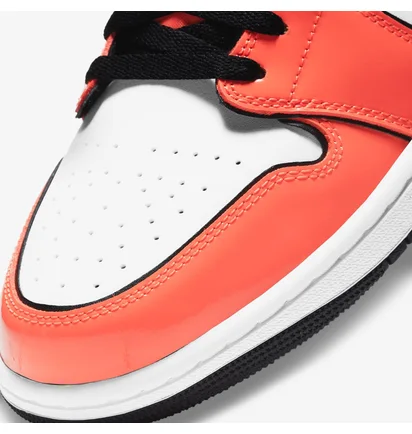 Кроссовки мужские Air Jordan 1 Mid SE White/Orange DD6834-802