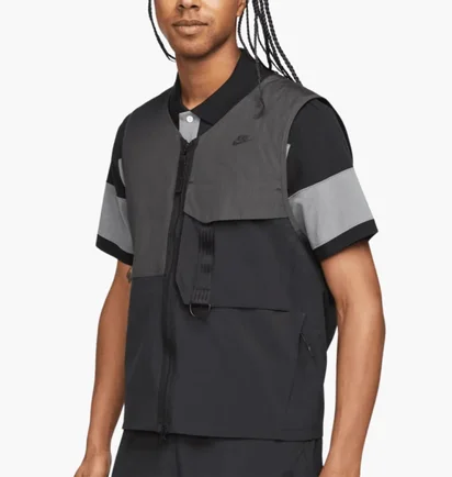 Жилетка чоловіча Nike Sportswear Tech Pack Unlined Gilet Vest Grey DM5534-060
