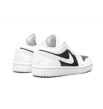 Кросівки жіночі Air Jordan Wmns 1 Low White/Black DC0774-100