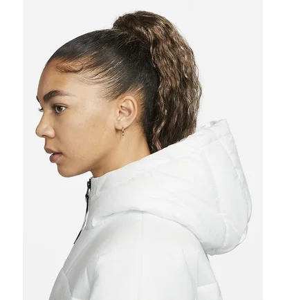 Куртка жіноча Nike W Nsw Syn Tf Rpl Hd Jkt White Dx1797-121