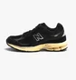 Кросівки унісекс New Balance 2002R Black M2002RIB
