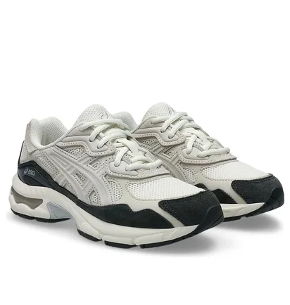 Кросівки дитячі Asics Gel-Nyc Gs Beige 1204A175-101