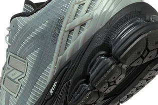 Кросівки унісекс New Balance 1906R No-Sew Grey U1906RNG