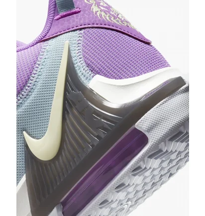 Кросівки чоловічі Nike Lebron Witness 7 Basketball Shoes Pink Dm1123-500