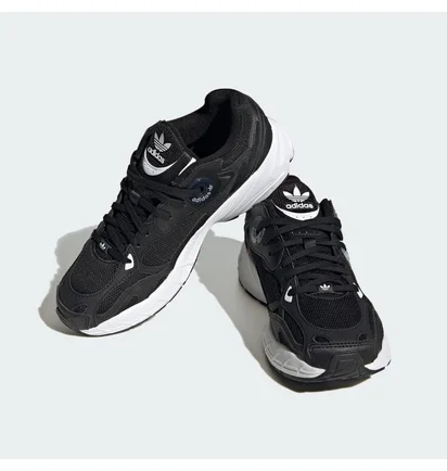 Кроссовки унисекс Adidas Astir Black IE9886