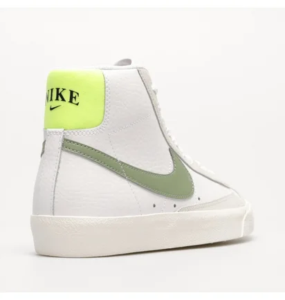 Кросівки жіночі Nike Blazer Mid 77 White FJ4740-100