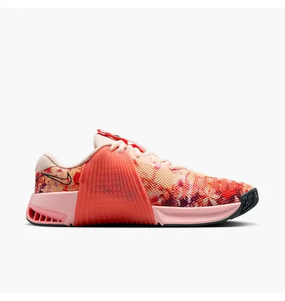 Кросівки жіночі Nike Metcon 9 Amp Pink HJ6210-600