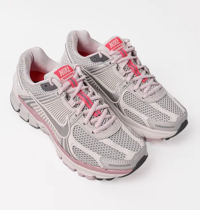 Кросівки жіночі Nike Air Zoom Vomero 5 White FN3695-001