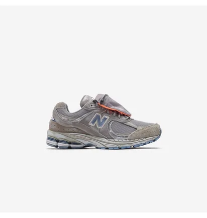 Кросівки чоловічі New Balance 2002R Grey M2002RVA