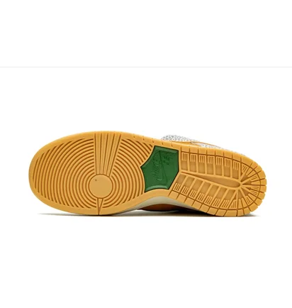 Кросівки унісекс Nike Sb Dunk Low Pro Orange/White CD2563-002