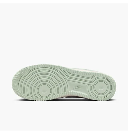 Кроссовки женские Nike Wmns Air Force 1 07 Se Green HQ1497-099