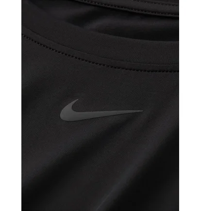 Футболка женская Nike Wone Classic Df Ss Top Black FN2798-010