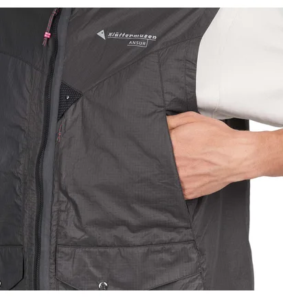 Жилетка мужская Klättermusen Ansur Wind Black 10637M01-968