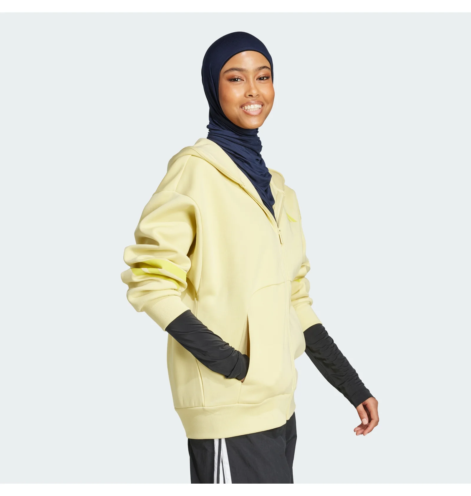 ᐉ Толстовка женская Adidas Future Icons 3-Stripes Sportswear