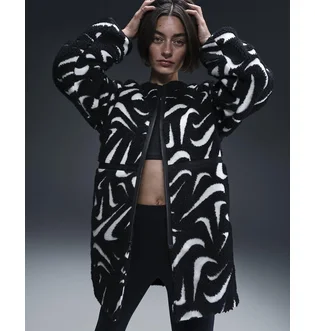 Куртка женская Nike Sportswearloose Jacket Black FV8025-010