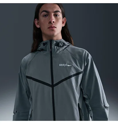 Вітровка чоловіча Nike Fcb M Nk Tch Wvn Wr Fz Jkt Wp Grey HM4234-084