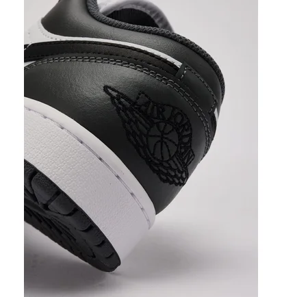 Кроссовки мужские Air Jordan 1 Low Black/White 553558-152