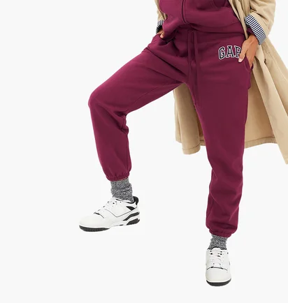 Штаны женские GAP Regular Fit Bordo 463492-03