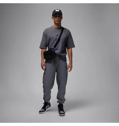 Футболка чоловіча Air Jordan Flt Essential Wsh 85 Grey FZ1914-068