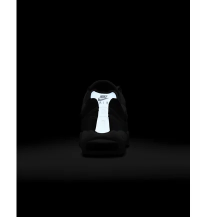 Кросівки чоловічі Nike Air Max 95 Shoes White DM0011-008