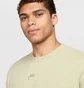 Футболка мужская Nike Sw Premium Essential Yellow DO7392-371