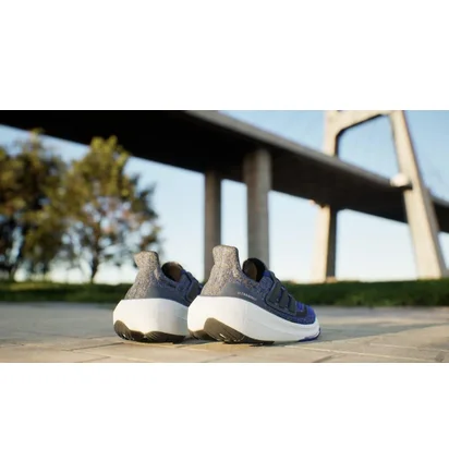 Кроссовки мужские Adidas Ultraboost Light Blue ID3276