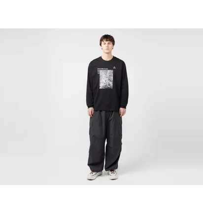 Лонгслів чоловічий Nike Acg Forest Long Sleeve T-Shirt Black FN7318-010