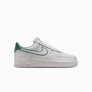 Кросівки чоловічі Nike Air Force 1 `07 Lv8 Resort & Sport White FN8349-100