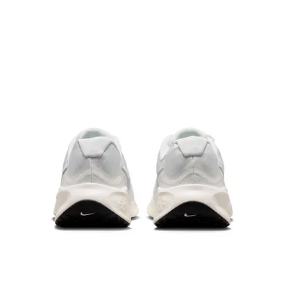 Кросівки жіночі Nike Revolution 7 White FB2208-101