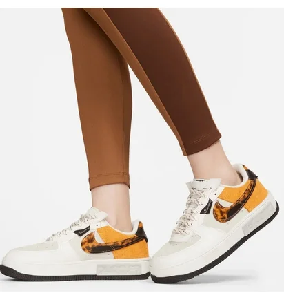 Спортивный костюм женский Nike Sportswear Tech Brown FD4236-270__FD4237-270
